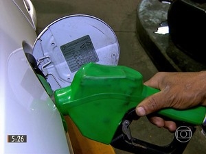 Posto de combustvel ter que pagar R$ 50 mil em indenizao por abuso de preo da gasolina em 2011.