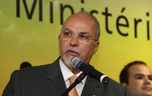 Ministro das Cidades, Mrio Negromonte, que dever ser convocado pela Cmara por causa de fraude