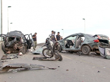 Acidente no viaduto da MT-040 matou motorista e deixou sete feridos em Cuiab.